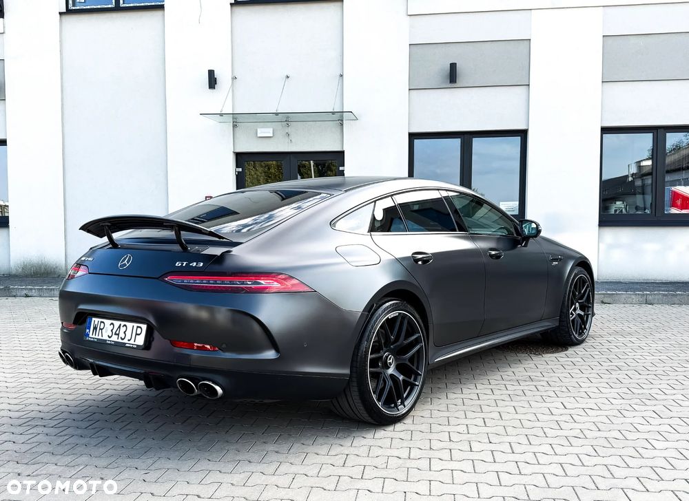 Mercedes-Benz AMG GT 43 4-Matic+ - 14