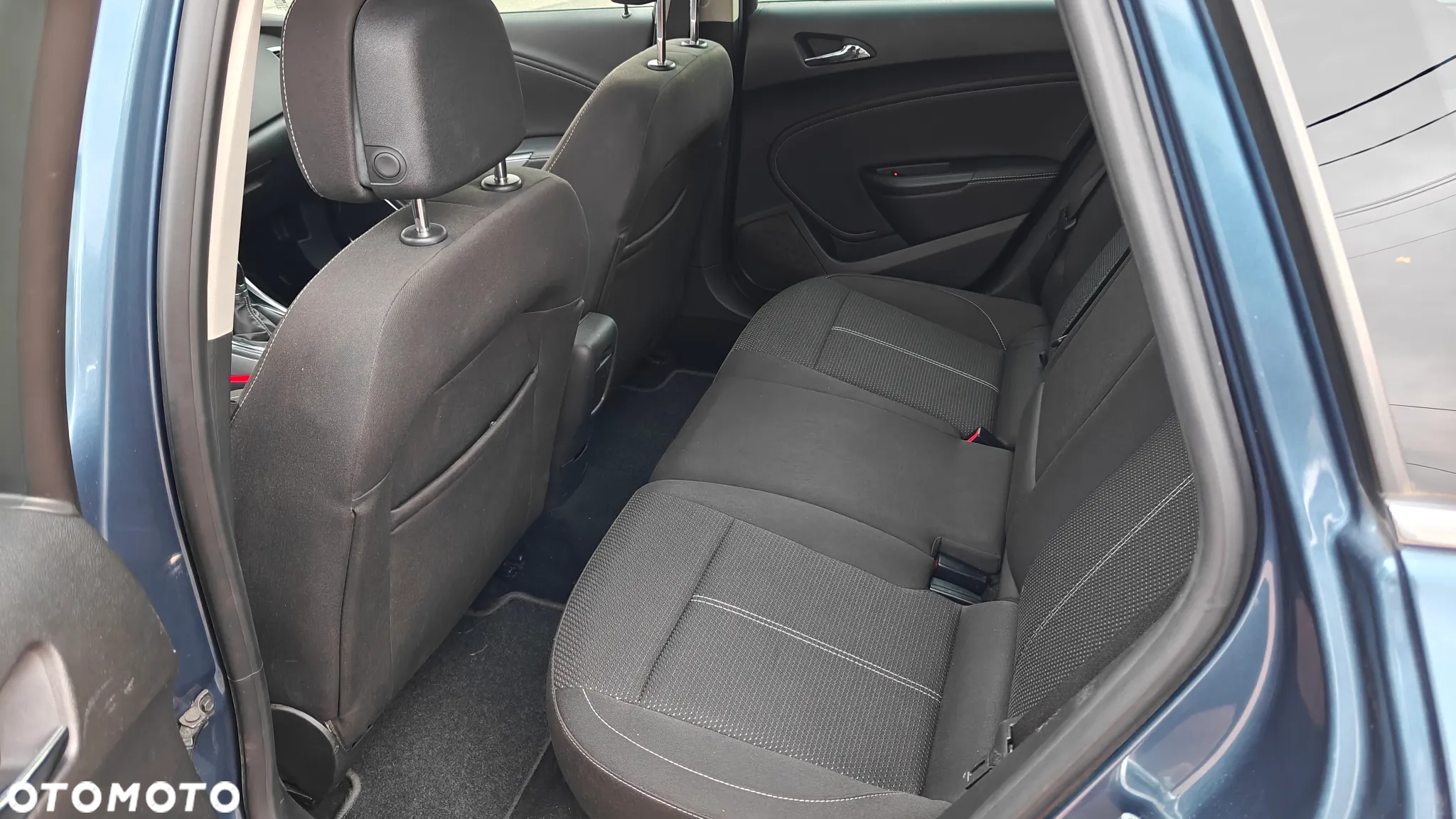 Opel Astra - 12