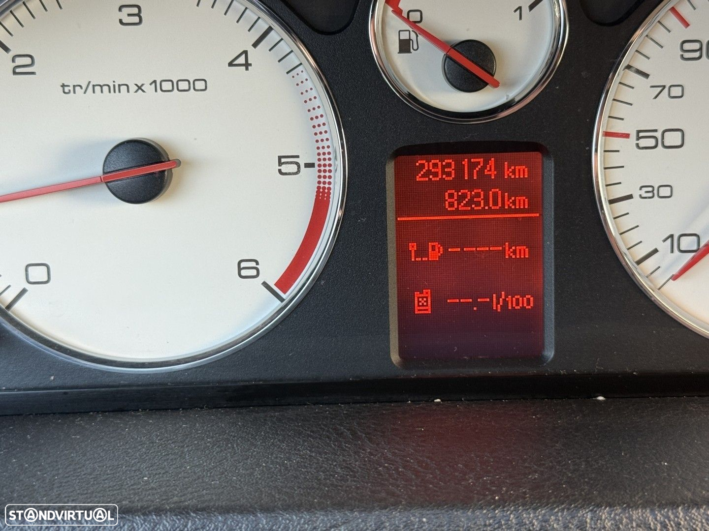Peugeot 407 SW 2.0 HDi Navteq - 17