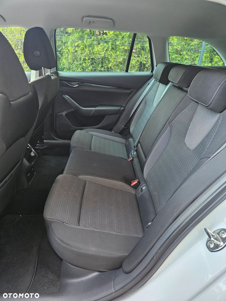 Skoda Octavia 2.0 TDI DSG Edition - 20