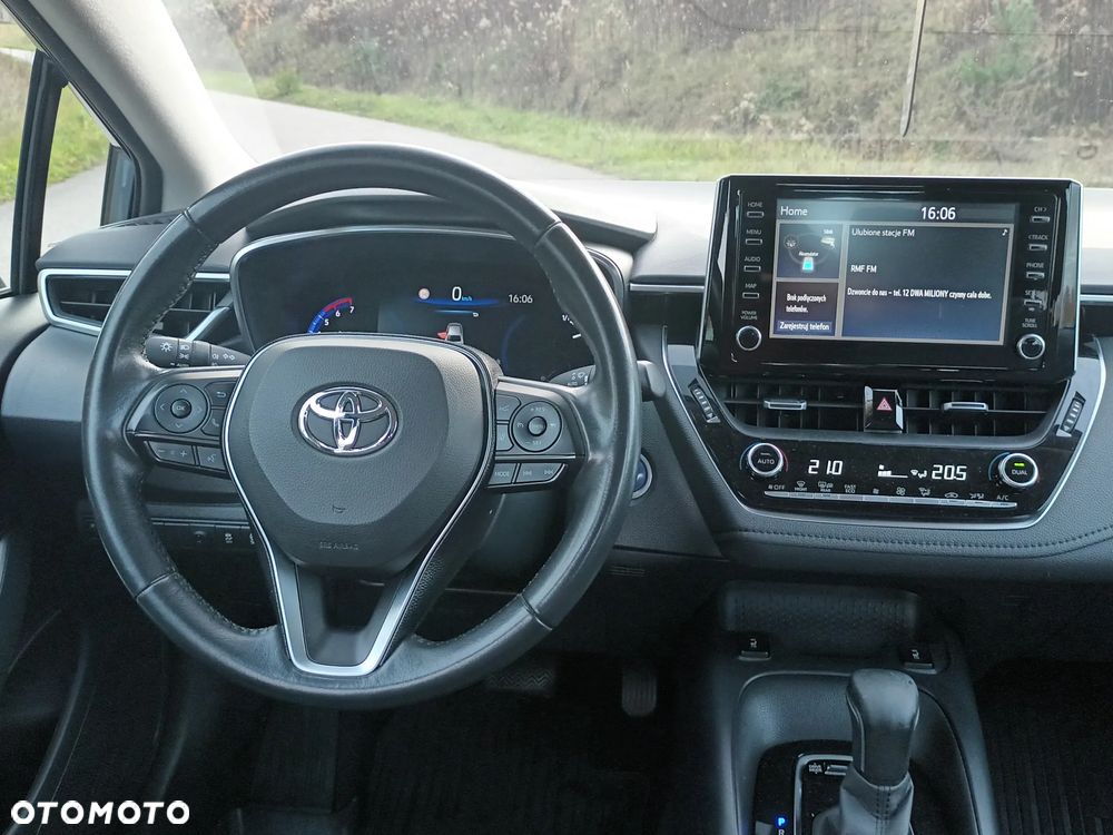 Toyota Corolla 1.8 Hybrid Comfort - 20