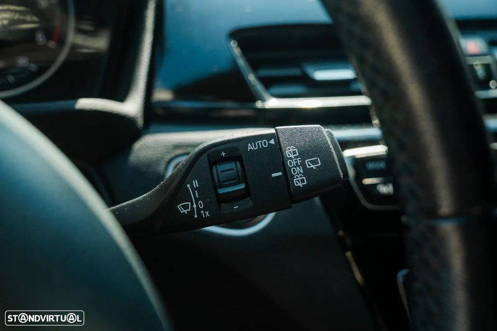 BMW X1 sDrive18d Sport Line - 4