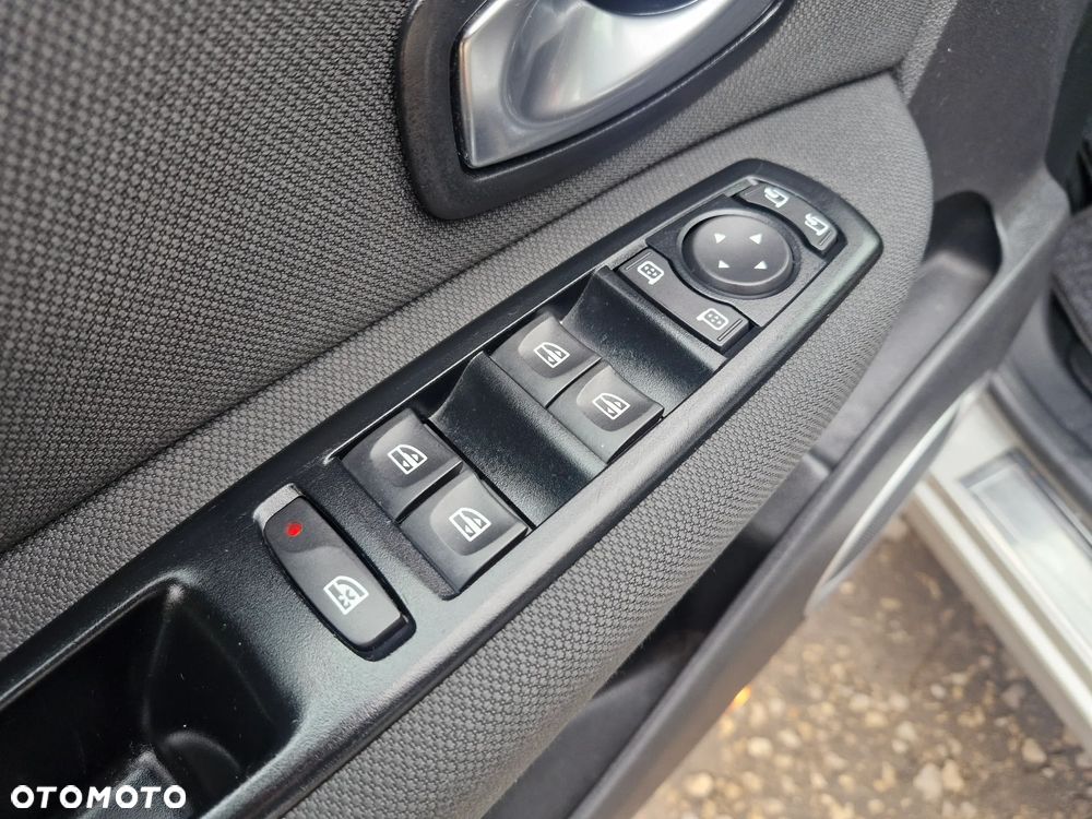 Renault Scenic 1.6 16V Authentique - 13