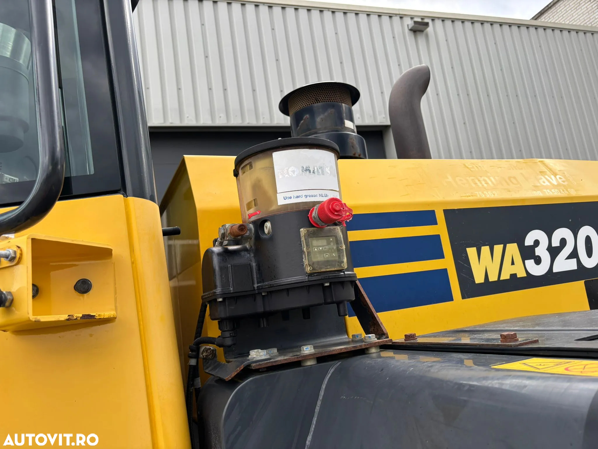 Komatsu WA320-7 Incarcator frontal vola wola compact buldo - 6