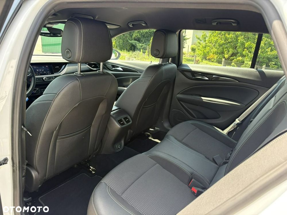 Opel Insignia 2.0 CDTI Business Elegance S&S - 11