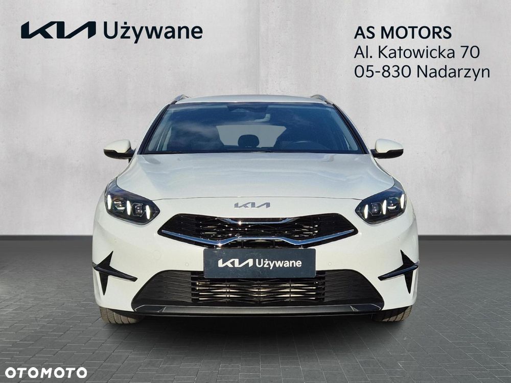Kia Ceed - 8
