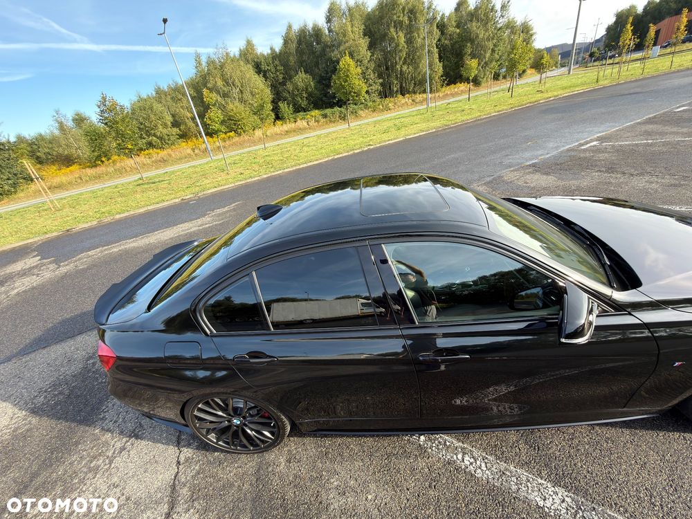 BMW Seria 3 340i xDrive M Sport Shadow sport - 35