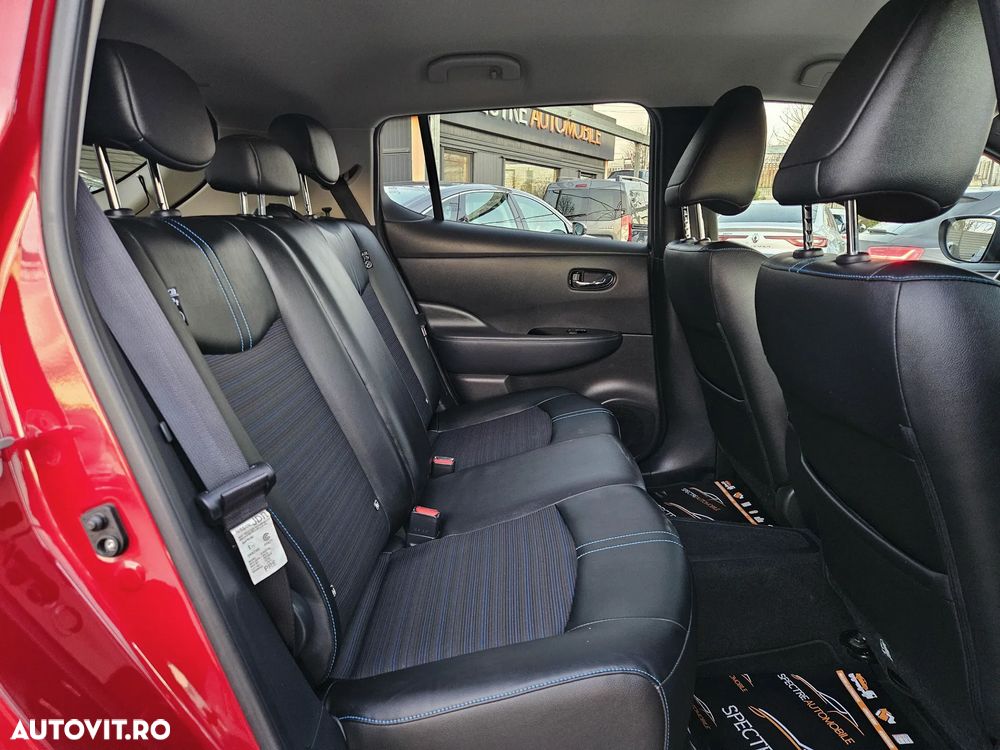 Nissan LEAF 40 kWh Tekna - 12