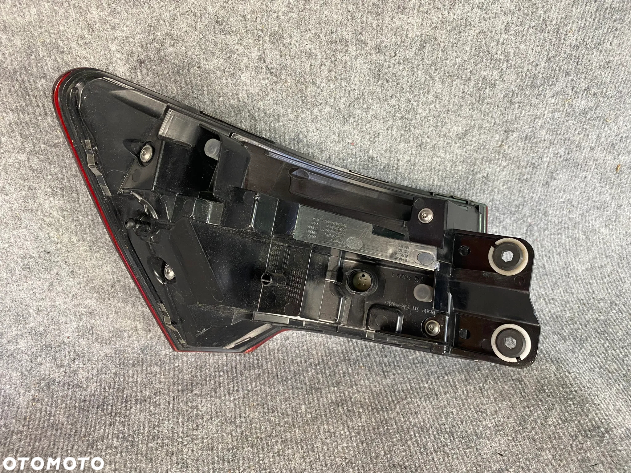 LAMPA TYLNA TYŁ PRAWA - AUDI A6 C8 4K SEDAN KOMBI 18- - 7