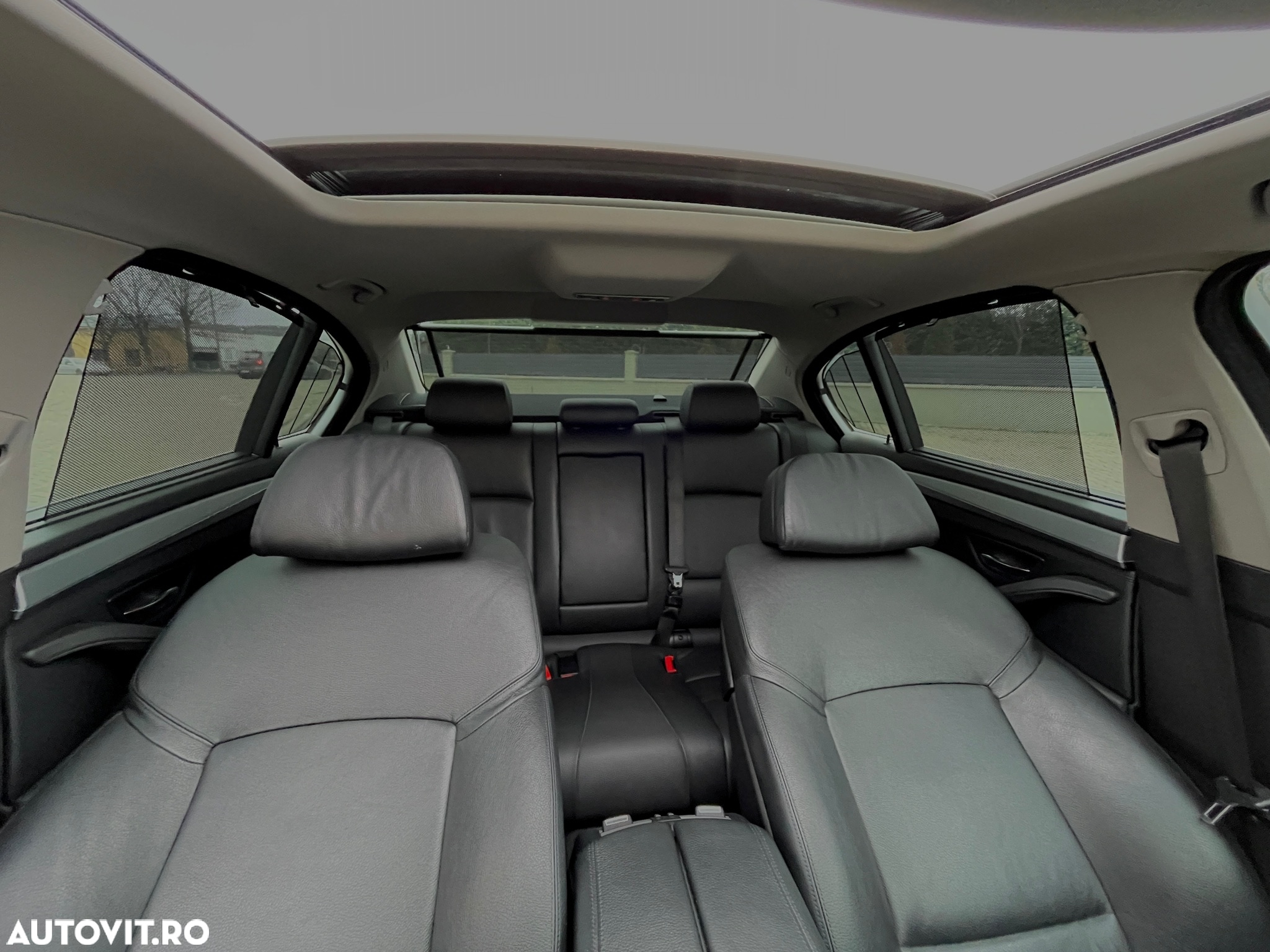 BMW Seria 5 520d Aut. Luxury Line - 8