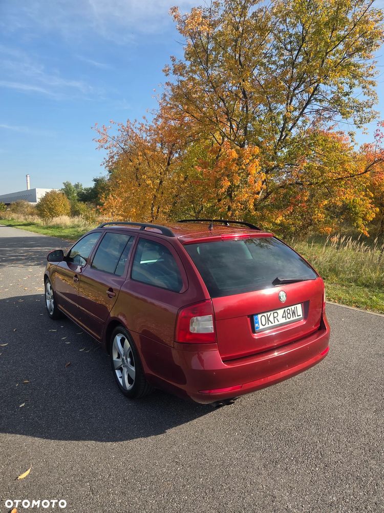Skoda Octavia 1.8 T FSI Elegance - 12