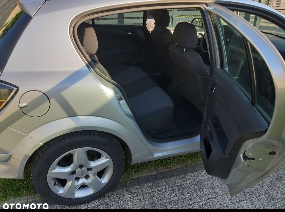Opel Astra 1.7 CDTI - 7