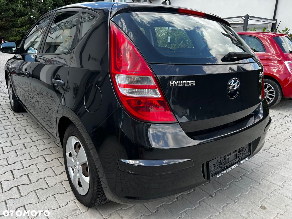 Hyundai i30 1.4 Classic + - 4