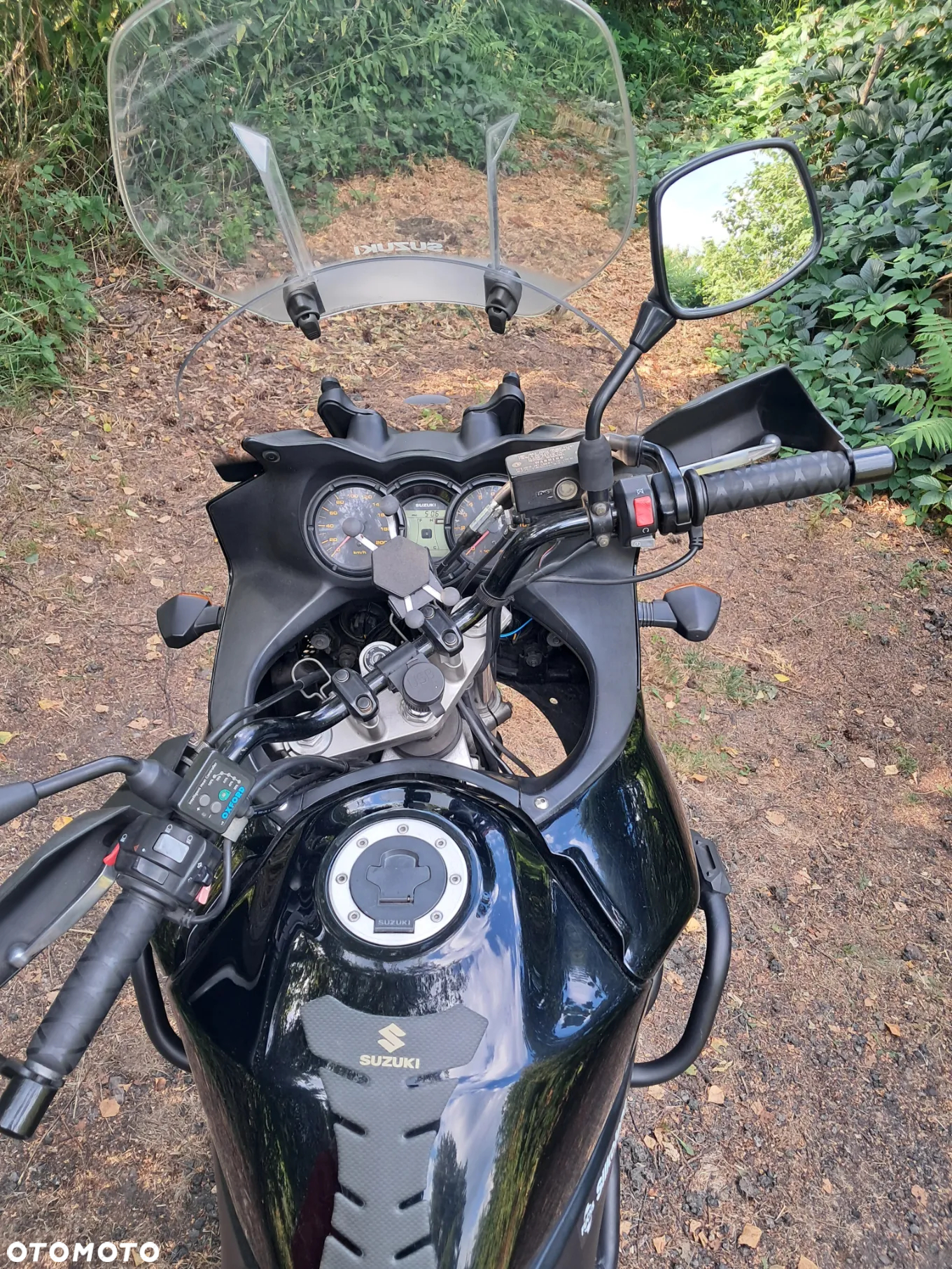 Suzuki V-STROM - 6