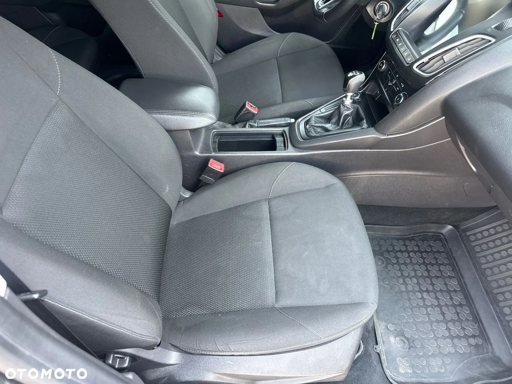 Ford Focus 1.6 TDCi Titanium - 26