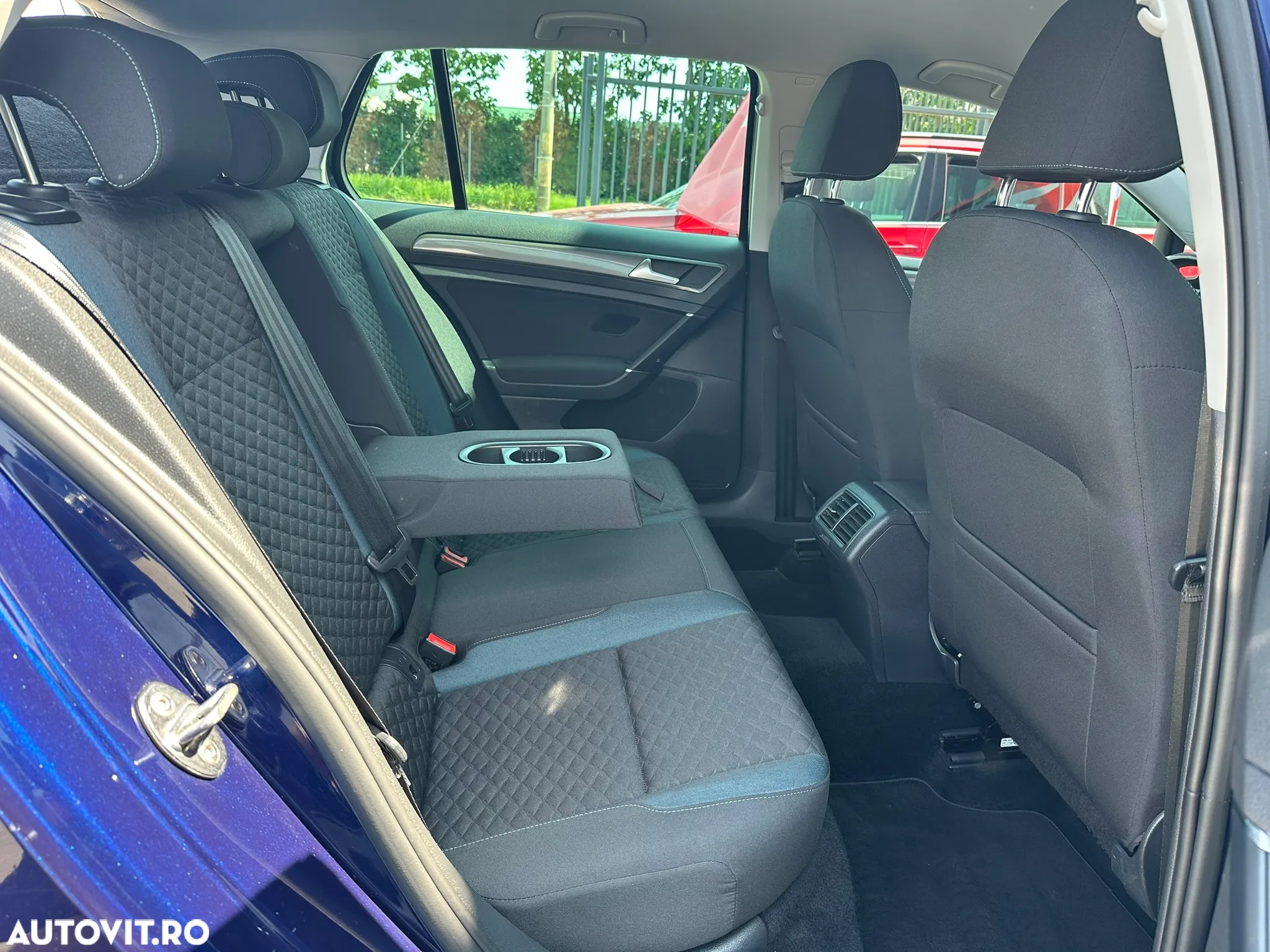 Volkswagen Golf 1.0 TSI OPF IQ.DRIVE - 8