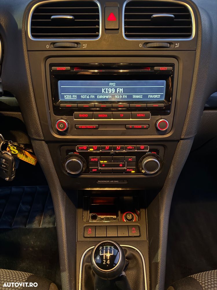 Volkswagen Golf 1.6 TDI BlueMotion Technology Trendline - 6