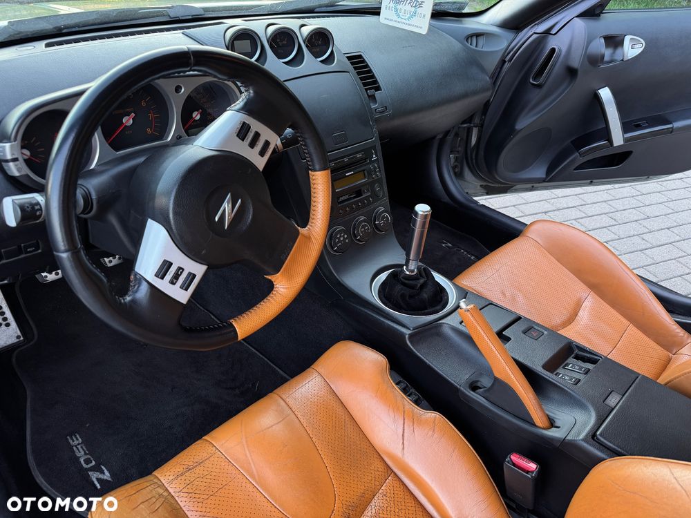 Nissan 350 Z - 6
