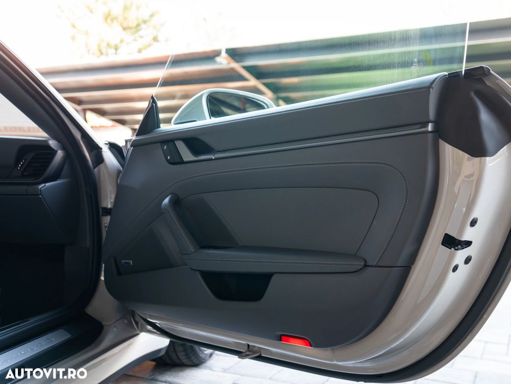 Porsche 911 - 34