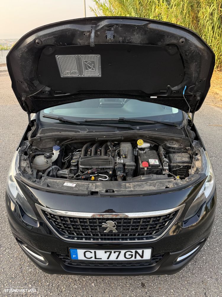 Peugeot 2008 PureTech 82 Urban Move - 23