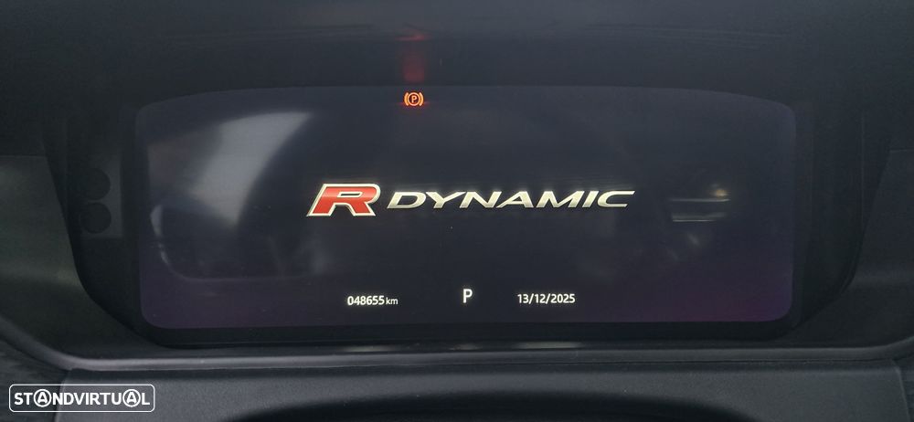 Land Rover Range Rover Velar 3.0d R-Dynamic HSE - 37