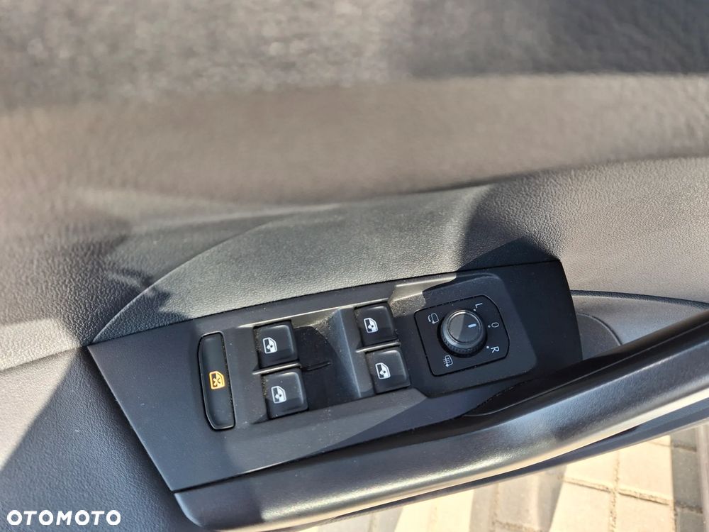 Volkswagen T-Cross 1.0 TSI Life - 28