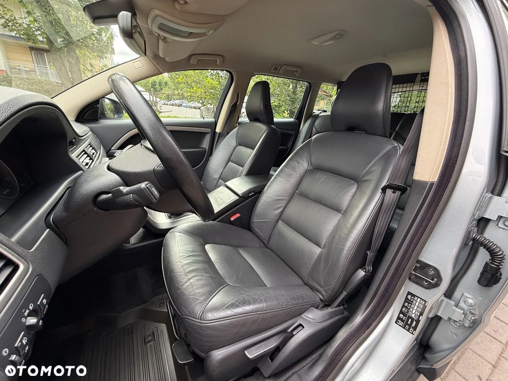 Volvo V70 2.0 - 24