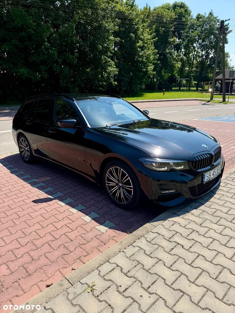 BMW Seria 3 330i M Sport sport - 11