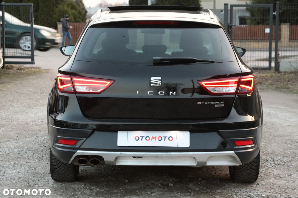 Seat Leon Sportstourer 2.0 TDI Start&Stop 4Drive DSG X-Perience - 11