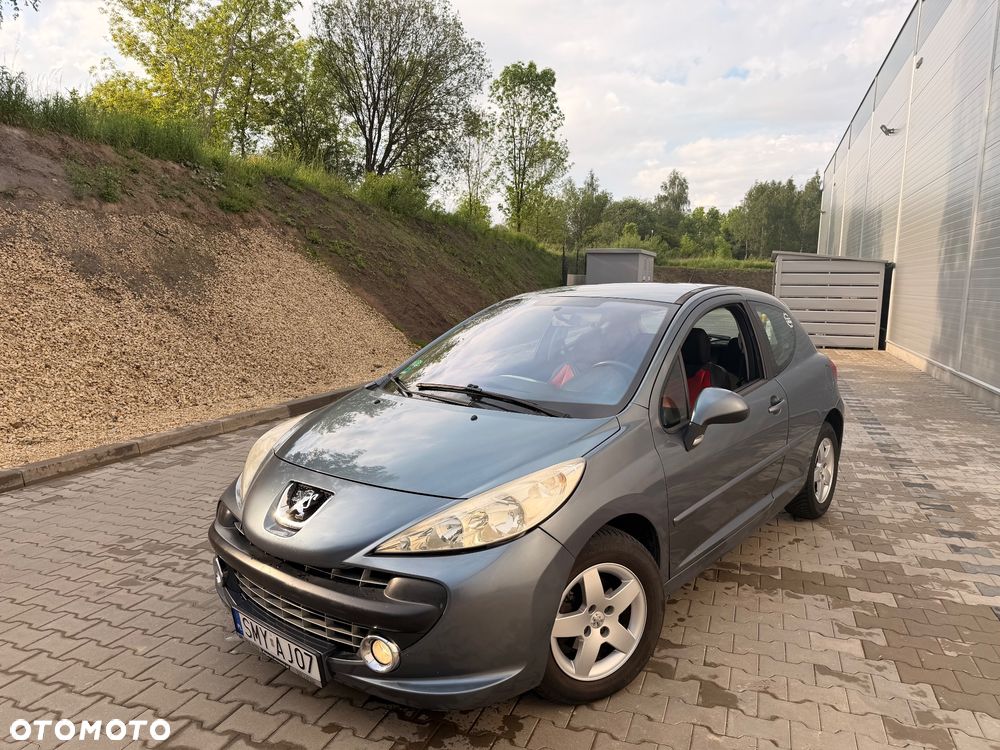 Peugeot 207 1.4 16V Trendy - 1