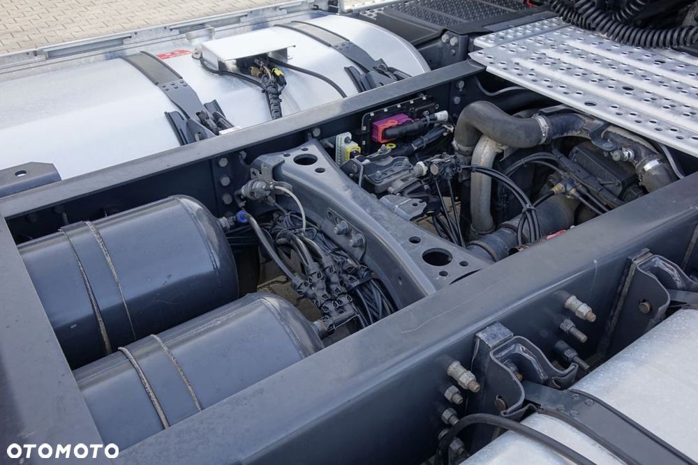 Scania R500 NGS / EURO 6 / STANDARD / AUTOMAT / RETARDER / 2 ZBIORNIKI / KLIMATYZACJA POSTOJOWA / LODÓWKA - 18