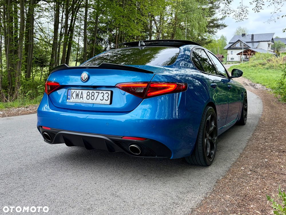 Alfa Romeo Giulia 2.0 Turbo 16V AT8 Veloce - 8