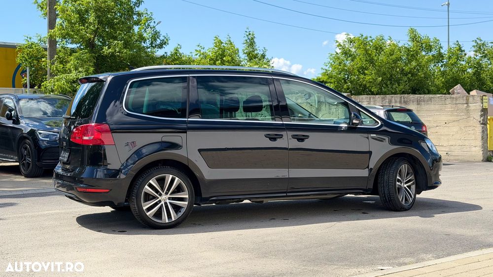 Volkswagen Sharan 2.0 TDI DSG BlueMotion Technology Highline - 4