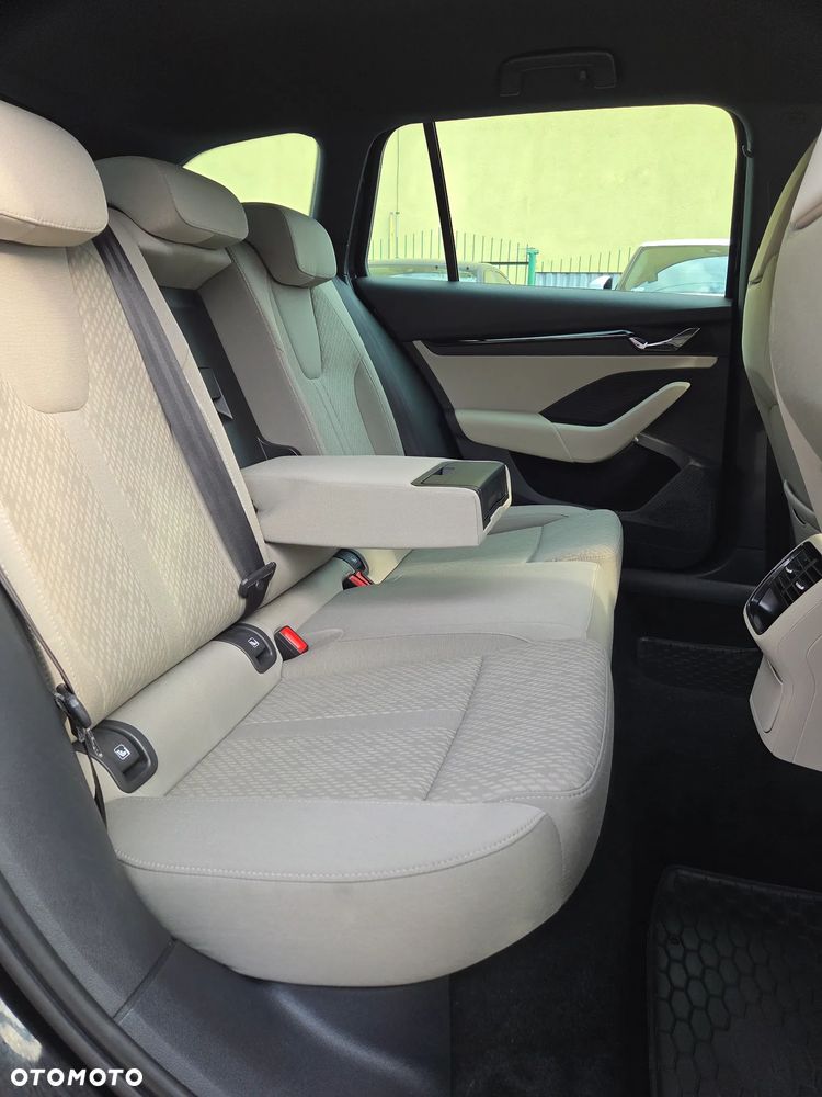 Skoda Octavia 2.0 TDI Style DSG - 16