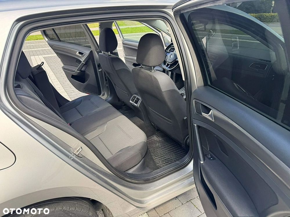 Volkswagen Golf 1.6 TDI Comfortline - 18