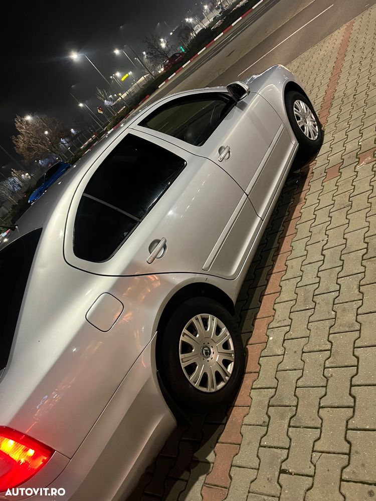 Skoda Octavia 2.0 TDI Ambiente - 4