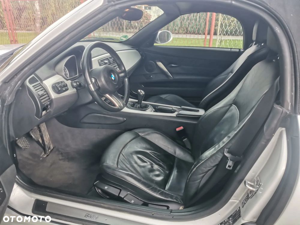 BMW Z4 2.0i - 12