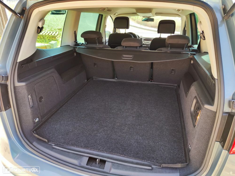 VW Sharan 2.0 TDI Confortline - 18