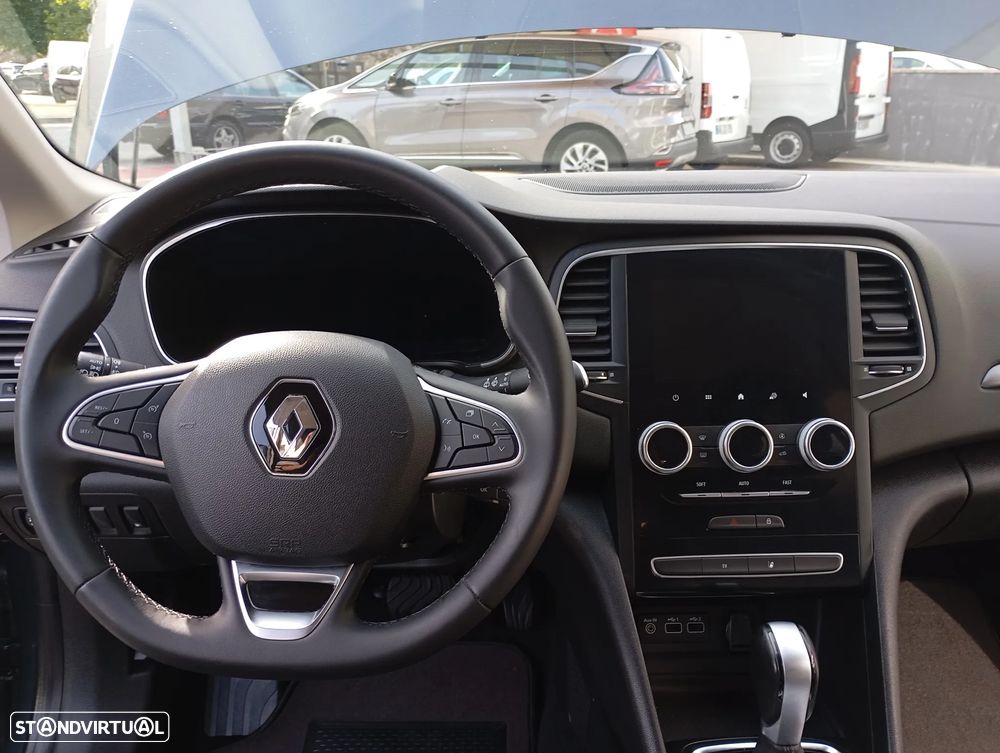 Renault Mégane 1.6 Plug-In Equilibre - 11