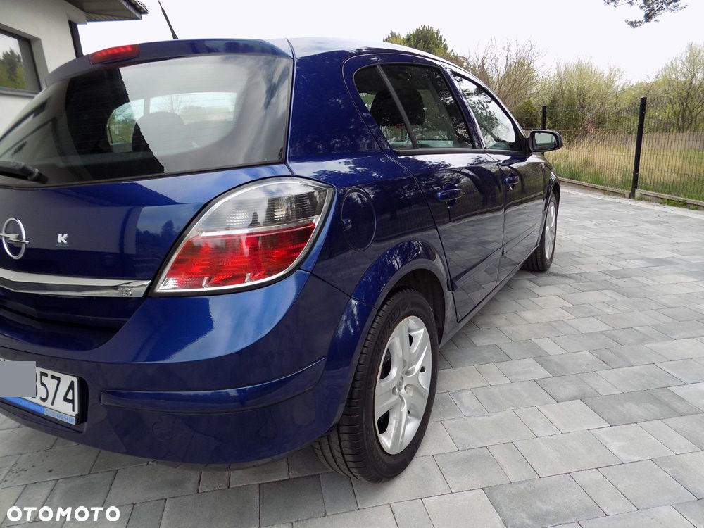 Opel Astra 1.6 Catch me - 18