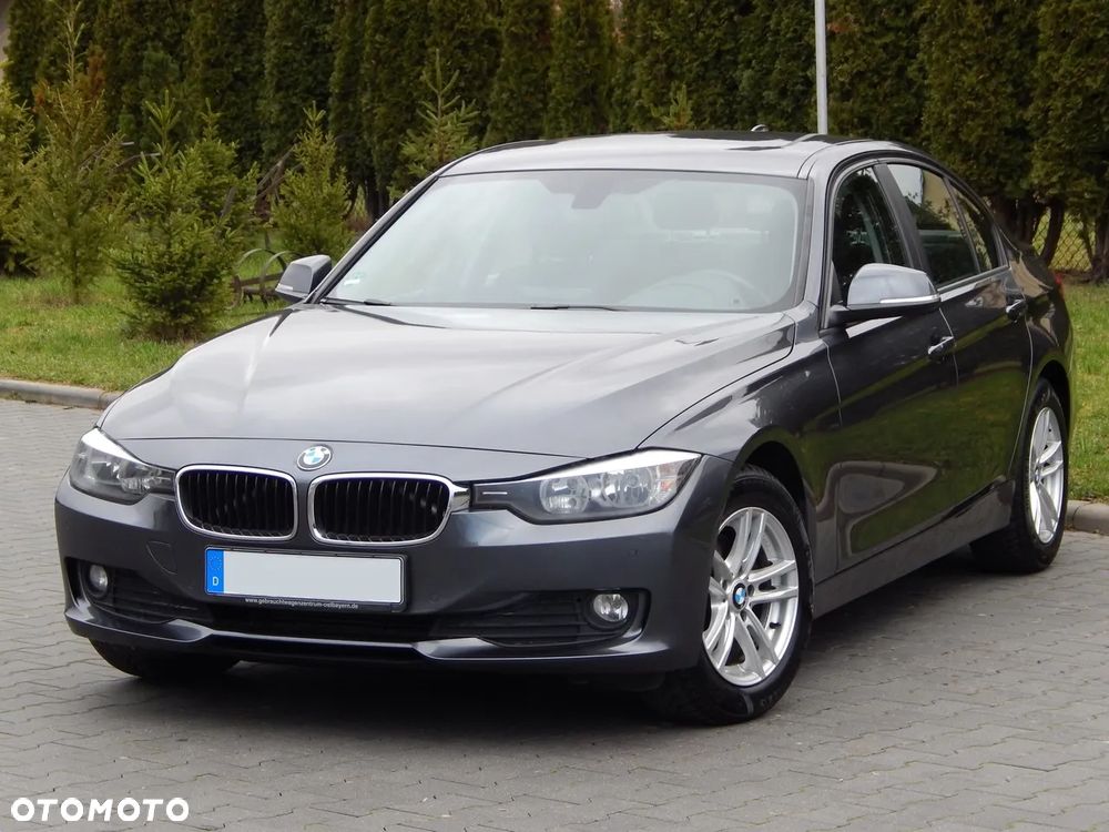 BMW Seria 3 320d Blue Performance Luxury Line - 1