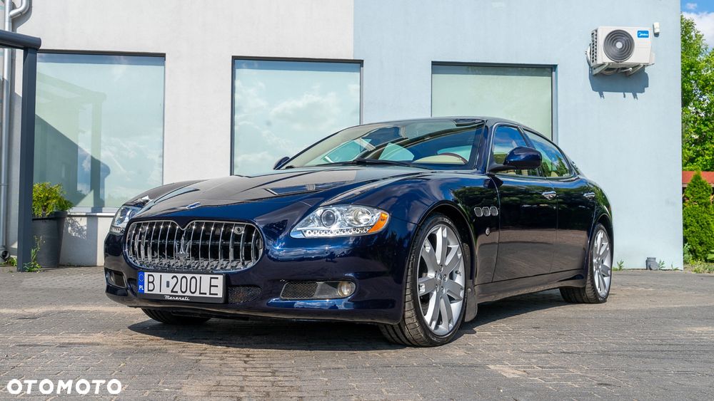 Maserati Quattroporte - 1