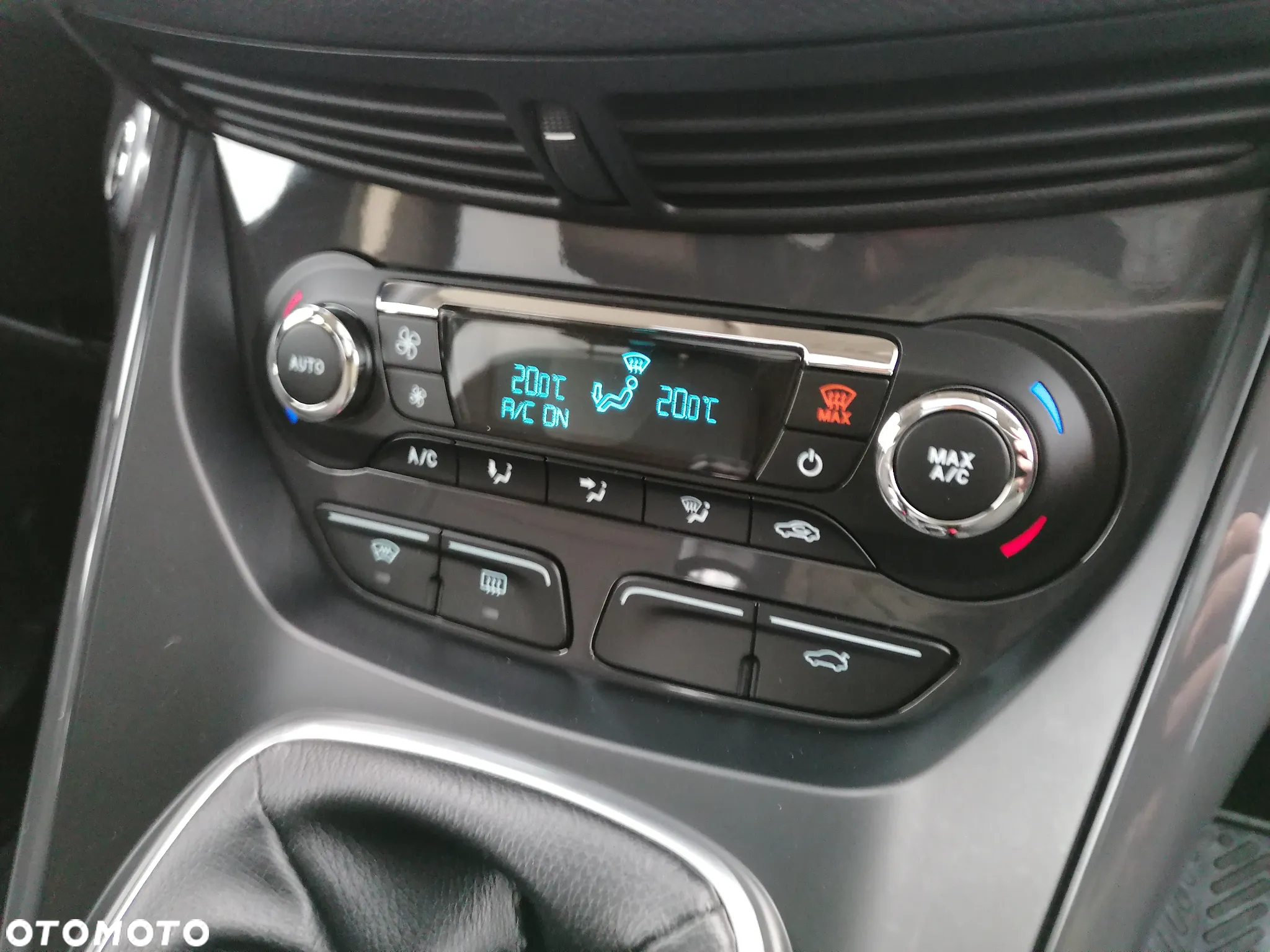 Ford Kuga 2.0 TDCi 4WD Titanium - 21