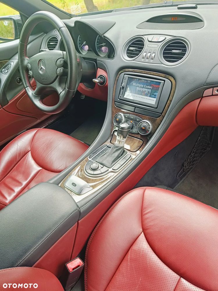 Mercedes-Benz SL - 11