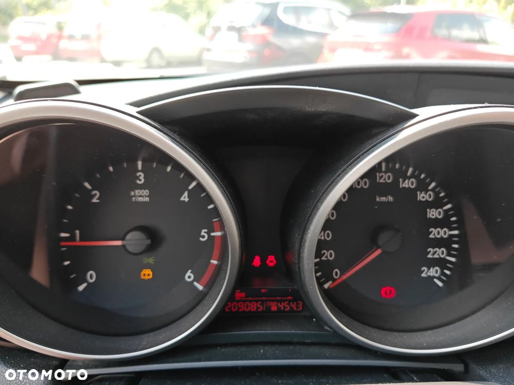Mazda 3 1.6 CD Exclusive + - 22