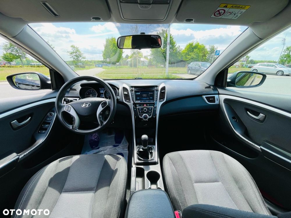 Hyundai i30 blue 1.4 Classic Navigation - 12