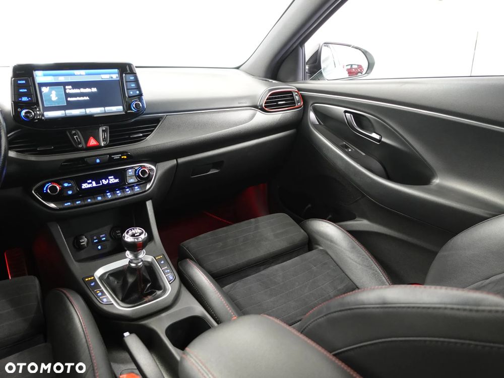Hyundai i30 2.0 T-GDI N Performance - 39