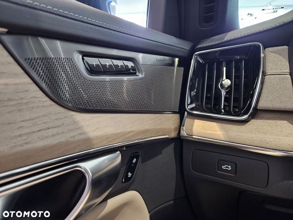 Volvo XC 90 - 15