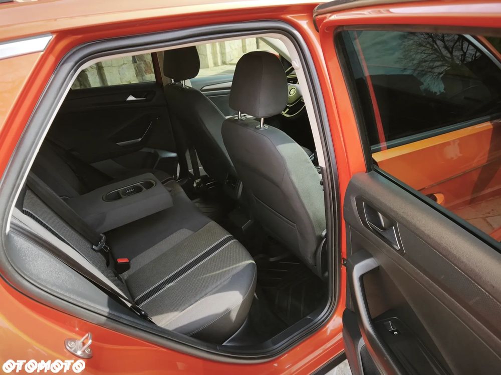 Volkswagen T-Roc 2.0 TDI SCR DPF Advance - 13