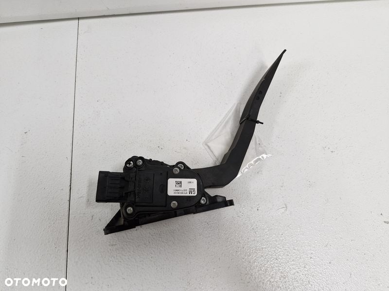 chevrolet hhr pedał gazu potencjometr 22710861 - 1